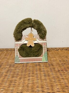 Aspen.  Cozy Comfort Adjustable Faux Fur Earmuffs. Green